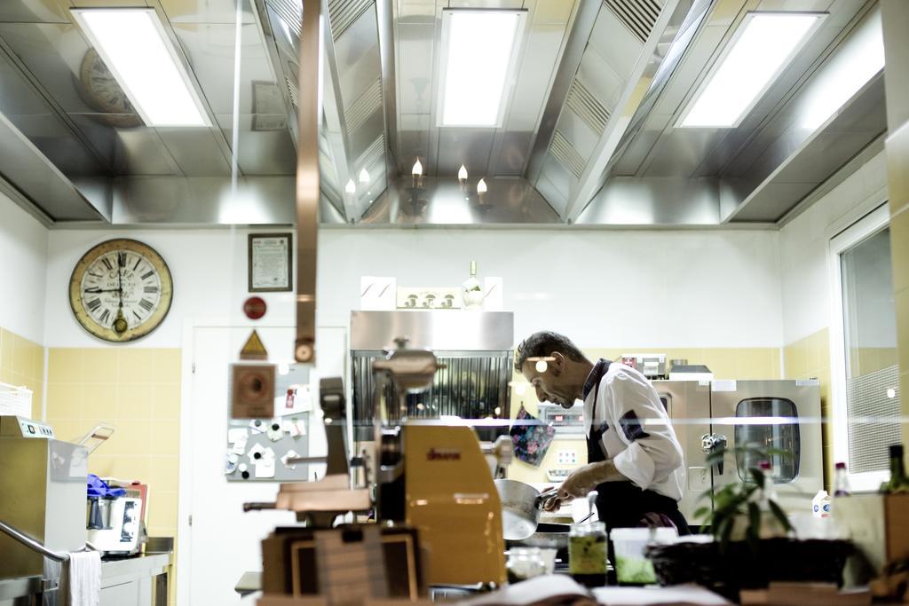 Locanda Alla Mano Forlimpopoli Luaran gambar